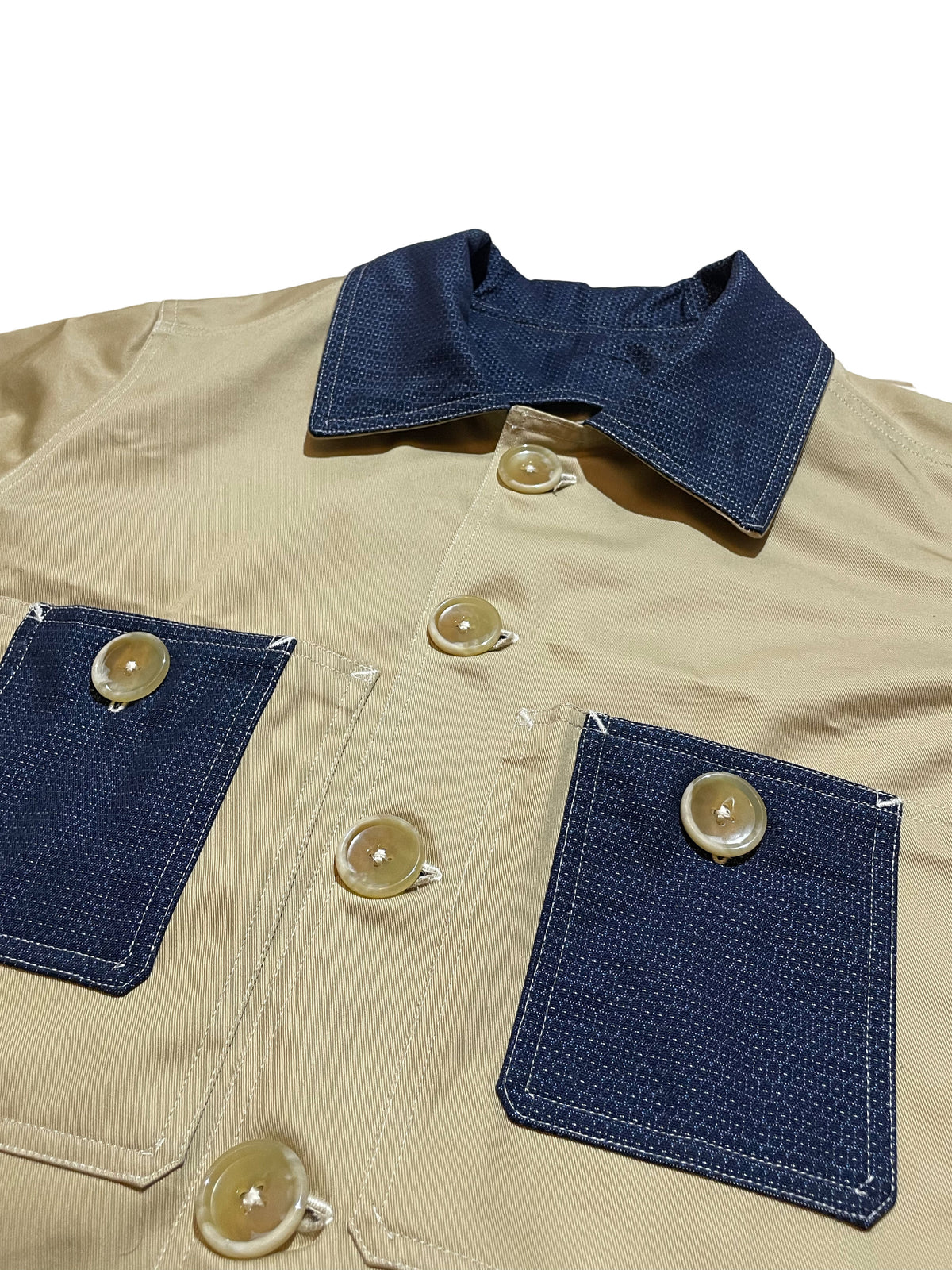 Uramasari Worker Jacket - Beige Silk kimono | COLLECT1ON 2026