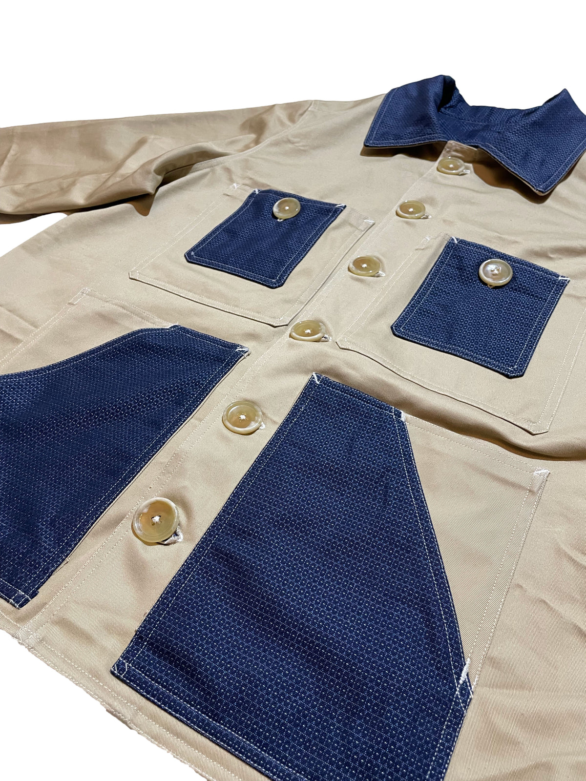 Uramasari Worker Jacket - Beige Silk kimono | COLLECT1ON 2026